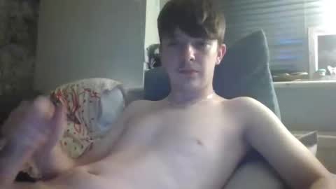 Snapshot of deetwo345 chatting on 8, 10, 2025 deetwo345 online show from 8, 10, 2025