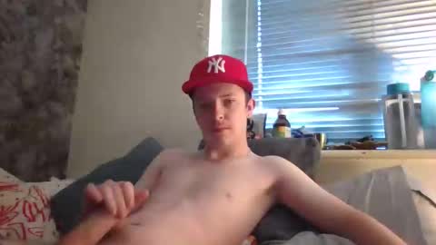 Snapshot of deetwo345 chatting on 18, 10, 2025 deetwo345 online show from 18, 10, 2025