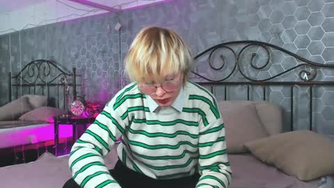 Snapshot of deficitt chatting on 23, 1, 2025 deficitt online show from 23, 1, 2025