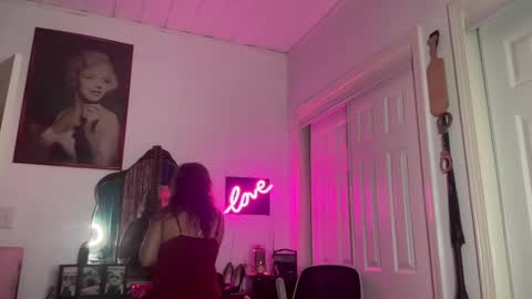 Snapshot of degeneratesaint chatting on 17, 9, 2025 Tori online show from 17, 9, 2025