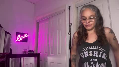 Snapshot of degeneratesaint chatting on 29, 9, 2025 Tori online show from 29, 9, 2025