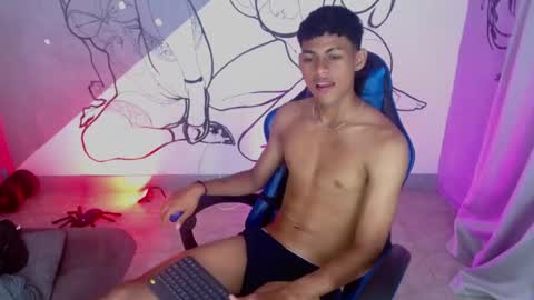 Snapshot of deivid_bigcock1 chatting on 31, 10, 2025 Deivid online show from 31, 10, 2025