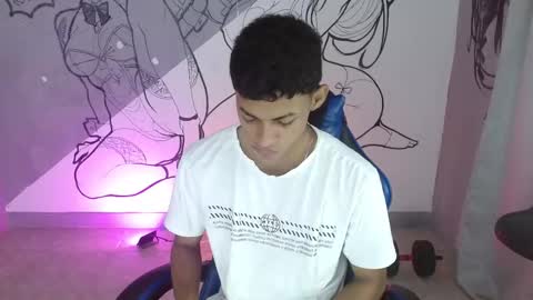 Snapshot of deivid_bigcock1 chatting on 28, 11, 2025 Deivid online show from 28, 11, 2025