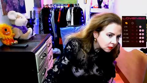 Delicacat online show from 31, 12, 2024