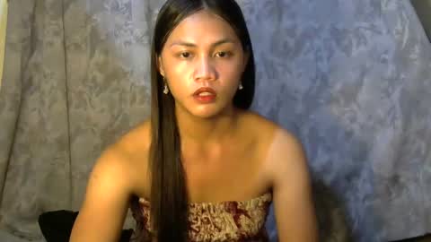 Snapshot of deliciouscum_rhianna chatting on 14, 4, 2026 deliciouscum_rhianna online show from 14, 4, 2026