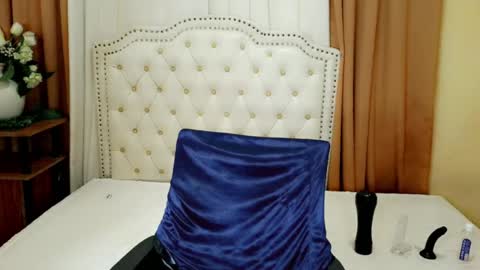 Sophie online show from 25, 6, 2026