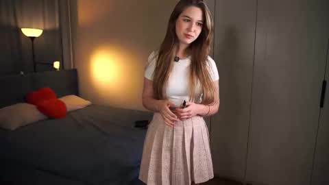 Snapshot of delindaclavey chatting on 19, 11, 2025 Linda online show from 19, 11, 2025