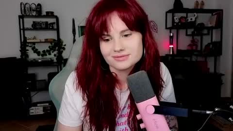 dellacrush_ online show from 14, 4, 2026