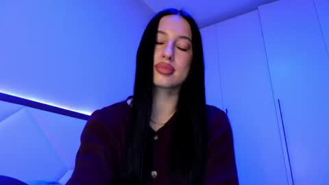 delly_love online show from 28, 4, 2026