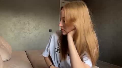 Mia online show from 6, 7, 2026