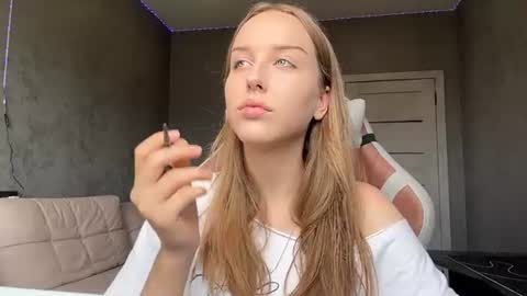 Mia online show from 7, 7, 2026