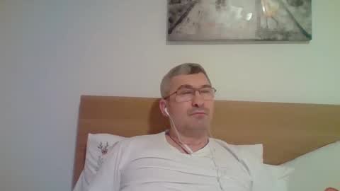 Snapshot of demarco1977 chatting on 5, 4, 2026 demarco1977 online show from 5, 4, 2026
