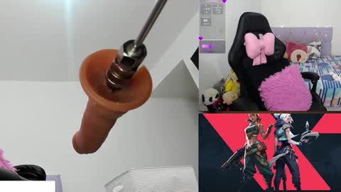 Snapshot of demi_chan chatting on 6, 11, 2025 demiii online show from 6, 11, 2025