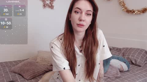 Snapshot of demiamour chatting on 6, 1, 2025 Demi. not your babybabebb and other shit online show from 6, 1, 2025