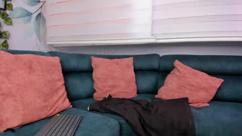 Snapshot of demon_foxx chatting on 27, 4, 2026 online show from 27, 4, 2026