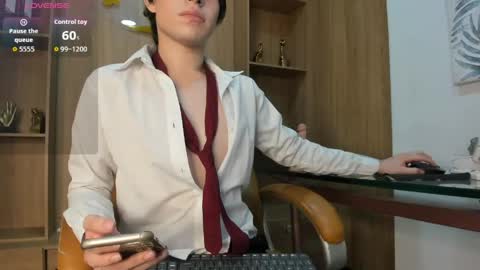 Snapshot of demon_foxx chatting on 25, 5, 2026 online show from 25, 5, 2026