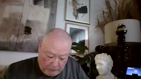 Snapshot of denboisvin2043 chatting on 14, 2, 2025 denboisvin2043 online show from 14, 2, 2025
