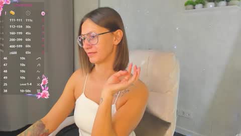 Elina online show from 19, 9, 2025