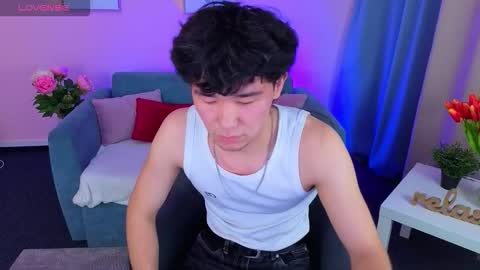 Snapshot of denishunter chatting on 16, 11, 2025 denishunter online show from 16, 11, 2025