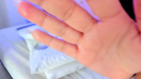 denisse_logan online show from 10, 4, 2026