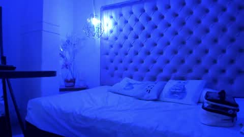 Snapshot of denisse_logan chatting on 4, 7, 2026 denisse_logan online show from 4, 7, 2026