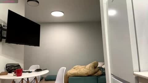 Denni online show from 5, 2, 2026