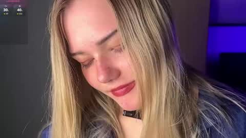 Snapshot of deonnahobb chatting on 19, 4, 2026 Luna online show from 19, 4, 2026