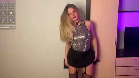 Snapshot of deonnahobb chatting on 25, 4, 2026 Luna online show from 25, 4, 2026