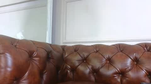 dereckwolf_ online show from 18, 10, 2025