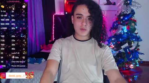 Snapshot of derek_greyy_ chatting on 26, 12, 2024 derek grey online show from 26, 12, 2024