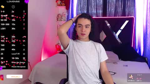 Snapshot of derek_greyy_ chatting on 10, 3, 2025 derek grey online show from 10, 3, 2025