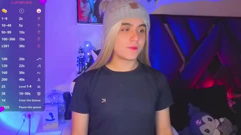 Snapshot of derek_greyy_ chatting on 10, 11, 2025 derek grey online show from 10, 11, 2025