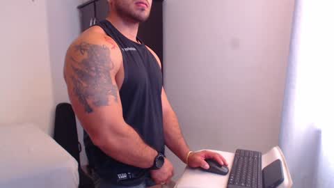 Derek online show from 7, 12, 2024