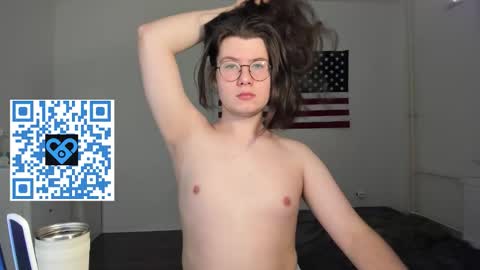 Snapshot of derek_shameless chatting on 17, 11, 2025 Derek online show from 17, 11, 2025