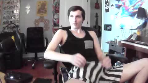 derekdings online show from 2, 3, 2025