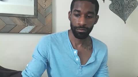 Snapshot of derekthetruth2 chatting on 11, 5, 2026 derekthetruth2 online show from 11, 5, 2026