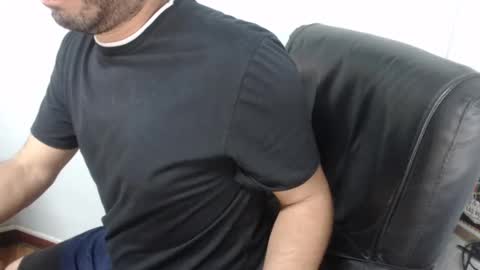 Snapshot of derrik_ chatting on 14, 9, 2025     online show from 14, 9, 2025