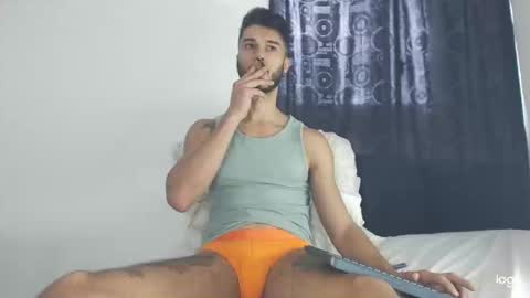 Snapshot of derrymaster chatting on 30, 12, 2024 JhimyMaster online show from 30, 12, 2024