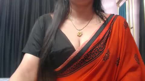 Snapshot of desimaisa130 chatting on 30, 10, 2025 Maisa online show from 30, 10, 2025