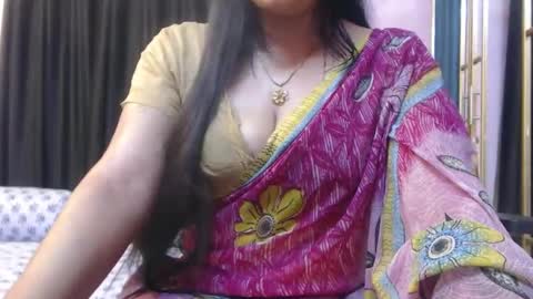 Snapshot of desimaisa130 chatting on 31, 10, 2025 Maisa online show from 31, 10, 2025