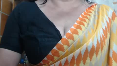 Snapshot of desimaisa130 chatting on 13, 7, 2026 Maisa online show from 13, 7, 2026
