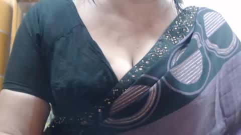 Snapshot of desimaisa130 chatting on 14, 7, 2026 Maisa online show from 14, 7, 2026