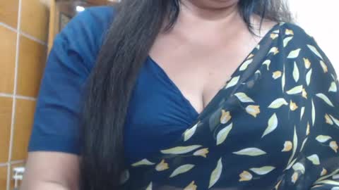 Snapshot of desimaisa130 chatting on 28, 7, 2026 Maisa online show from 28, 7, 2026