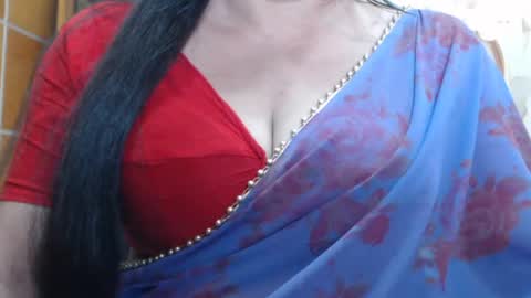 Snapshot of desimaisa130 chatting on 4, 8, 2026 Maisa online show from 4, 8, 2026