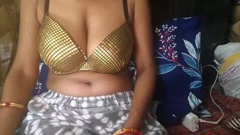 Snapshot of desiprincess35 chatting on 15, 7, 2026 desiprincess35 online show from 15, 7, 2026