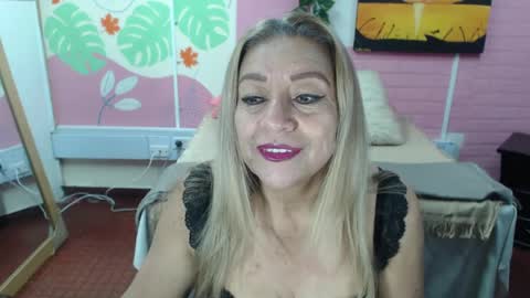 Snapshot of desire_latin chatting on 28, 1, 2025 VALERIA online show from 28, 1, 2025
