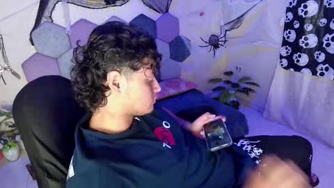 TORI AND MR. BEAR online show from 25, 10, 2025