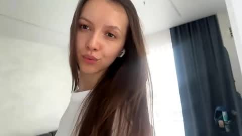 Snapshot of desirewingard chatting on 10, 4, 2026 Ksenia online show from 10, 4, 2026