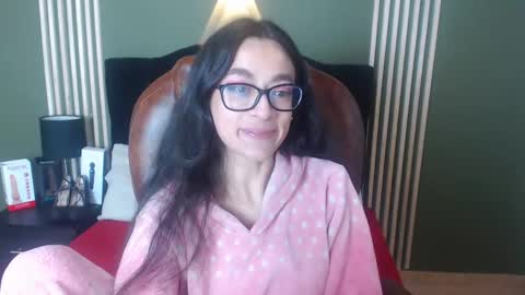 Snapshot of desiring__angel chatting on 7, 1, 2025 Desiring Angel online show from 7, 1, 2025