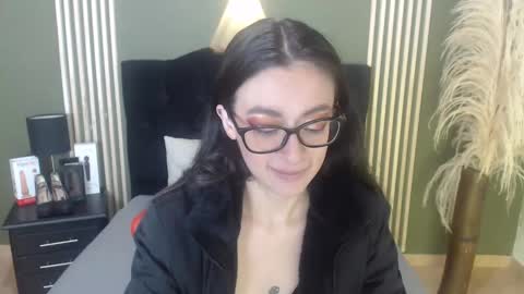 Snapshot of desiring__angel chatting on 10, 1, 2025 Desiring Angel online show from 10, 1, 2025